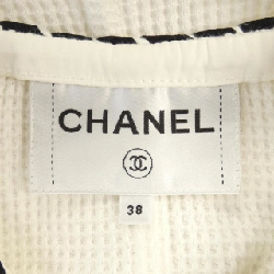 Áo khoác không cổ CHANEL 636606
