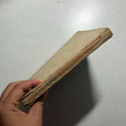 Nghĩ về thơ Hồ Xuân Hương — G.S Lê Trí Viễn — 1987s 496687