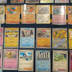 Thẻ bài Pokemon TCG và hộp thiếc như hình 785189