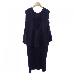 BEIGE. Đầm - Hàng hiệu Authentic 811173