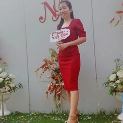 Váy ôm body màu đỏ  495739