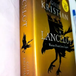 Lancelot: ‘A Masterpiece’ Said Conn Iggulden (bìa cứng, khổ lớn) 747948