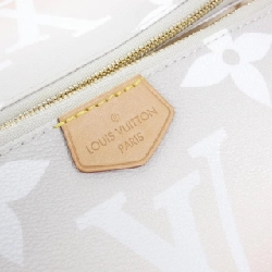 Túi xách vai Louis Vuitton By The Pool Multi Pochette Accessoires M57634 612174