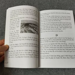 SỔ TAY ĐỊA DANH HÀNH CHÍNH, VĂN HOÁ VIỆT NAM TẬP HAI: KHU VỰC MIỀN TRUNG VÀ TÂY NGUYÊN 729269