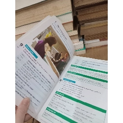 Hotel & Hospitality English - Mike Seymour 755764