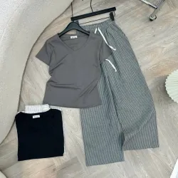 Bộ nữ gồm áo thun và quần suông  928767