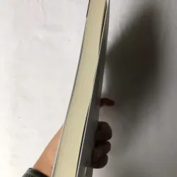 Thiện, Ác Và Smartphone - Đặng Hoàng Giang 792417