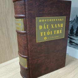 Đầu xanh tuổi trẻ