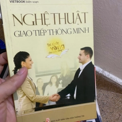 Sách Nghệ thuật giao tiếp thông minh - Vietbook biên soạn