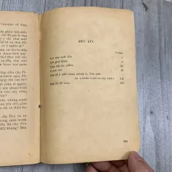 Chiến tranh và hoà bình, tác phẩm chọn lọc dùng trong nhà trường. 10a2 1025744