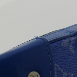 Túi đeo vai Louis Vuitton Monogram LV Clouds Soft Trunk Wallet M45432 610697