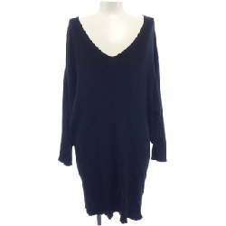 BALENCIAGA GARDE-ROBE 724989 T2113 Áo len - Hàng hiệu Chính hãng