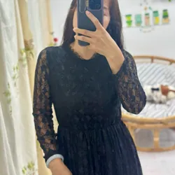 Đầm ren đen dài tay 560937