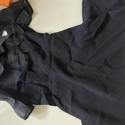 Đầm công sở cho nữ, size M, mới khoảng 90% 474159