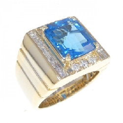 Nhẫn Blue Topaz K18YG/K18WG 7.72CT