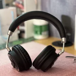 TAI NGHE CHỤP TAI BURNESTER – THIẾT KẾ SANG, ĐEO ÊM, ÂM THANH TỐT