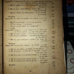 Bản dịch và dẫn giải le français élémentaire 798887