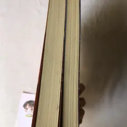 Trọn bộ 2 tập Giữa Cơn Bão Tuyết - Mặc Bảo Phi Bảo (kèm phụ kiện như hình) 790425