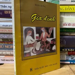 Sách cũ: Gia Đình - Khái Hưng, NXB Văn Nghệ