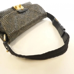 Túi đeo vai Louis Vuitton Monogram Motard Pochette M95597 - Hàng hiệu Chính hãng 802271