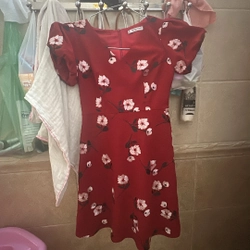 Váy hoa nữ hiệu 20again sz s mới 80%