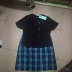 Set áo + váy còn nguyên mác chưa mặc lần nào