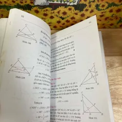 Xung Quanh Phép Quay - Waldemar Pompe 957258