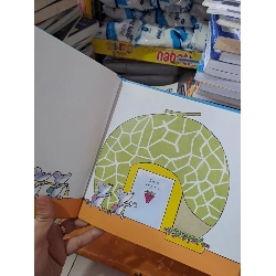 Truyện tranh tiếng hàn 8 chú chuột mới 90% bìa cứng HCM0808 Sách ngoại văn 923770