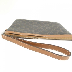Túi đeo vai Celine Strap Pouch 10L682CZ1 617134