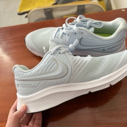 Giày Nike size 35.5cm 442629