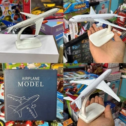 Mô hình máy bay bằng kim loại dài 18cm giao ngẫu nhiên Airplane model 299861