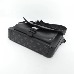 Túi đeo chéo Louis Vuitton Taiga Lama M30746 - Hàng hiệu Chính hãng 768751
