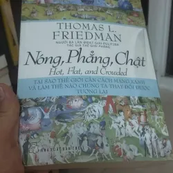Nóng, Phẳng, Chật 1037058
