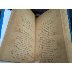 Hoang Vu - Nguyễn Vỹ ( thơ ) 126027