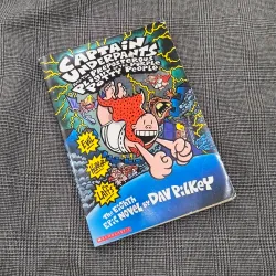 (Ngoại văn) Captain Underpants and the Preposterous Plight of the Purple Potty People