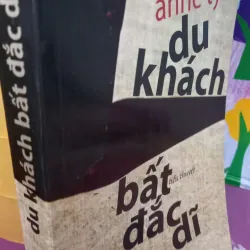 du khách bất đắc dĩ 1006906