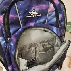 Thanh lí Balo có bánh xe xe và tay kéo hiệu High siera 681424