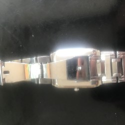 Đồng hồ Nam, 3 kim, dây inox trắng, hiệu Essence, dùng pin 6815