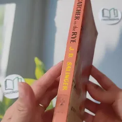 [MIỄN PHÍ BỌC SÁCH] [XƯA] The Catcher in the Rye (1951) - J. D. Salinger 1027211