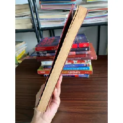 Thú Thú của một Nữ Hoàng Karaoke – Ella Kingsley (NXB Văn Học) 572257