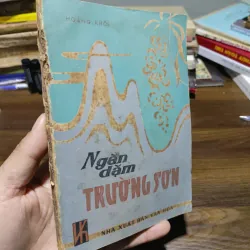 Ngàn Dặm Trường Sơn - Hoàng Khôi