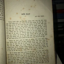 Truyện ký cách mạng miền Nam 933565