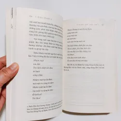 Muôn Ánh Mặt Trời - Hoàng Thị Diệu Thuần 926594