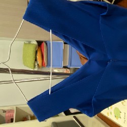 Váy khoét lưng Mango 945