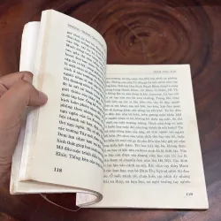 II Văn Học: Những Trang Sách Khép Mở (Quyển 2) - Trần Áng Sơn - 2002 999231