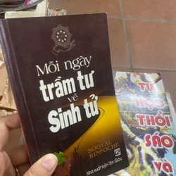 Sách Mỗi ngày trầm tư về sinh tử