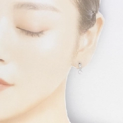 K18WG Bông tai kim cương 0.20CT - Hàng hiệu Chính hãng 870118