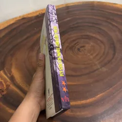 Tác Phẩm Kinh Điển: Tiếng Chim Hót Trong Bụi Mận Gai (Tập 2) - COLLEEN Mc CCULLOUCH - 2004 977215