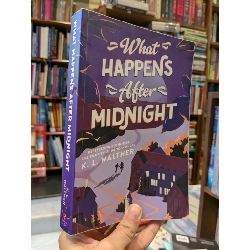 What happens after midnight - K.L.Walther