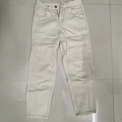 Quần khaki size S màu be 